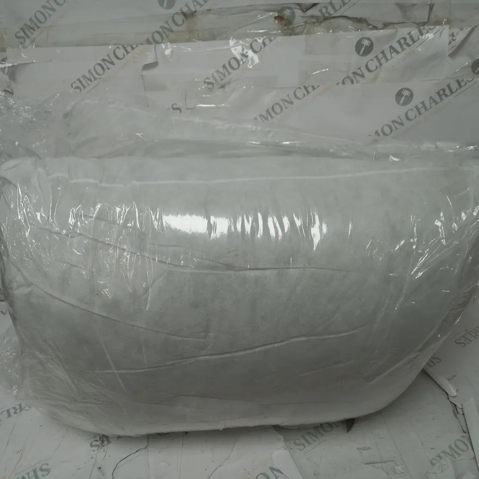 2 PILLOWS