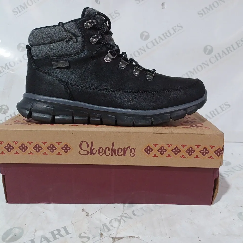 BOXED SKECHERS SYNERGY WARM TECH BOOTS, BLACK - SIZE 7