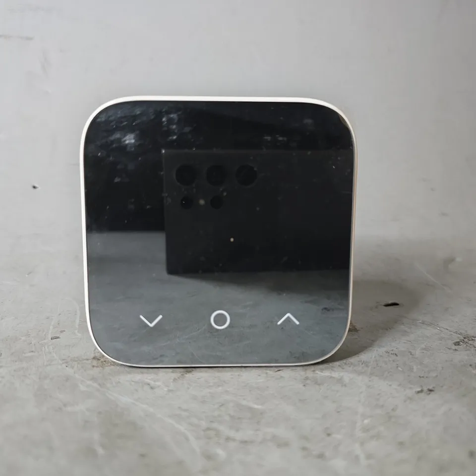 BOXED HIVE THERMOSTAT MINI 