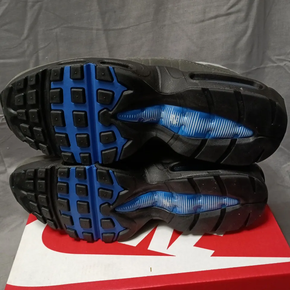 BOXED NIKE AIR MAX 95 TT TRAINERS - GREY/WHITE/BLUE, UK10 (EU45)