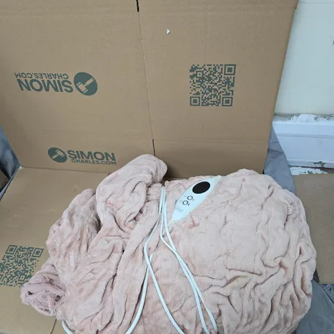 COZEE HOME FAMILY SIZED FAUX FUR & VELVETSOFT HEATED THROW 