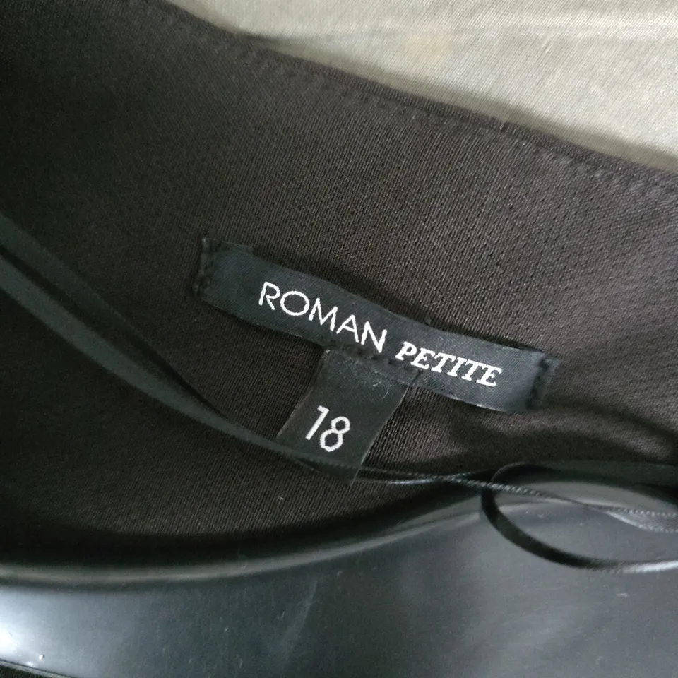 ROMAN PETITE SCOOP NECK JACKET IN BLACK - SIZE 18