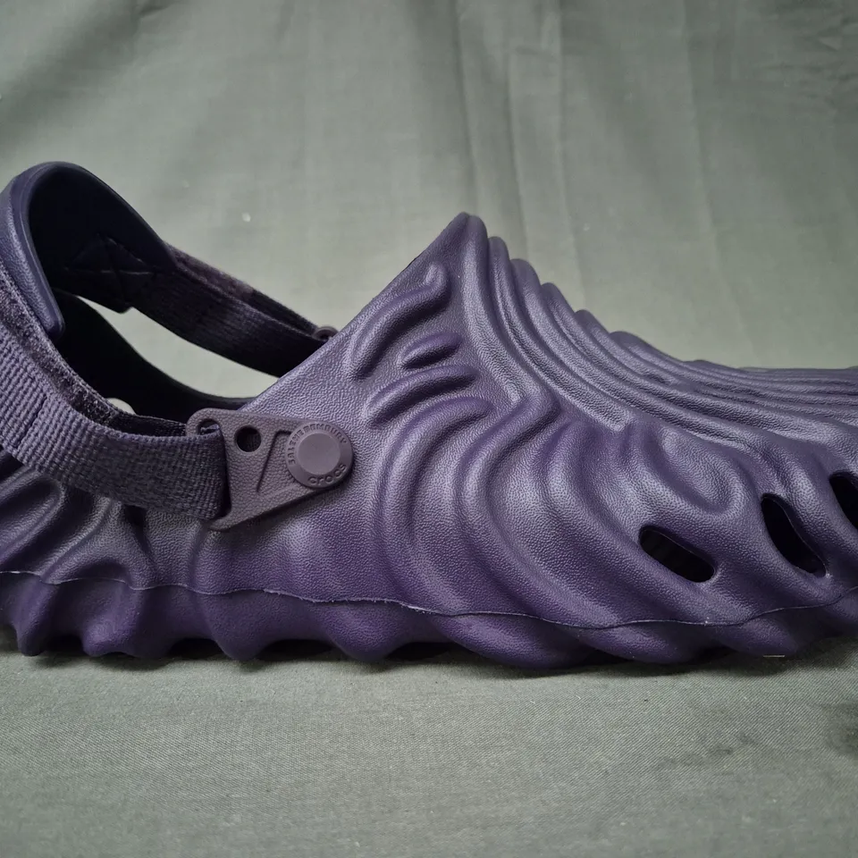 BOXED PAIR OF CROCS X SALEHE BEMBURY THE POLLEX CLOGS IN PURPLE UK SIZE M11/W12