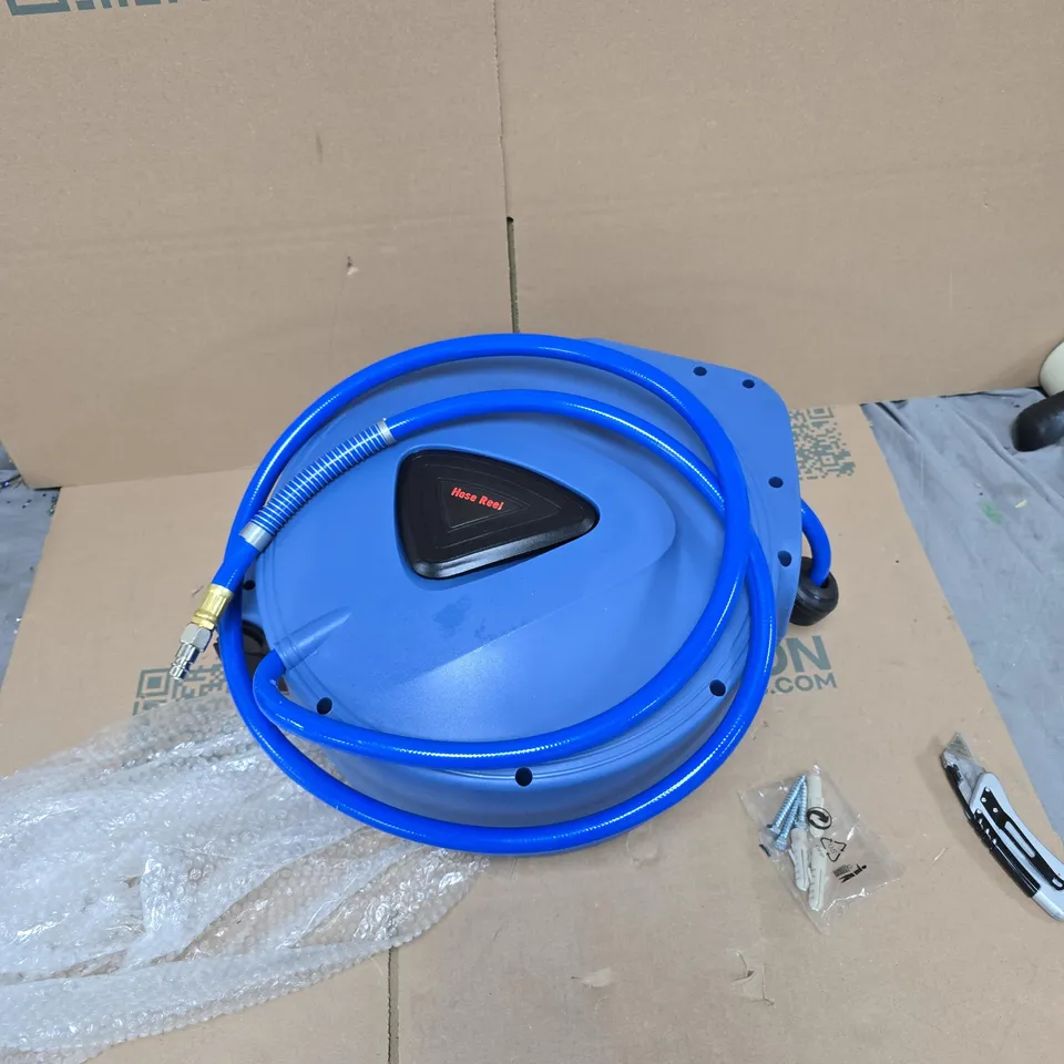 BLUE AUTO-REWIND WATER/AIR HOSE REEL
