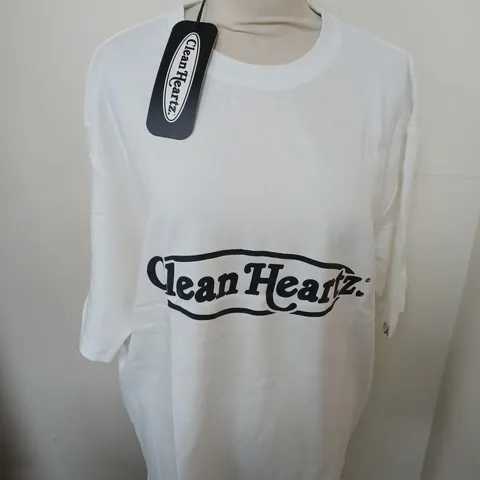 CLEAN HEARTZ SLOGAN SIZE M