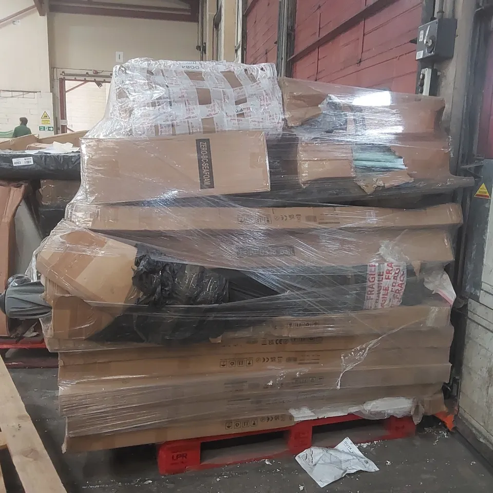 PALLET CONTAINING A LARGE QUANTITY OF ASSORTED NEO ITEMS INCLUDING: FLOOR STANDING MIRRORS, GARDEN CHAIRS ECF