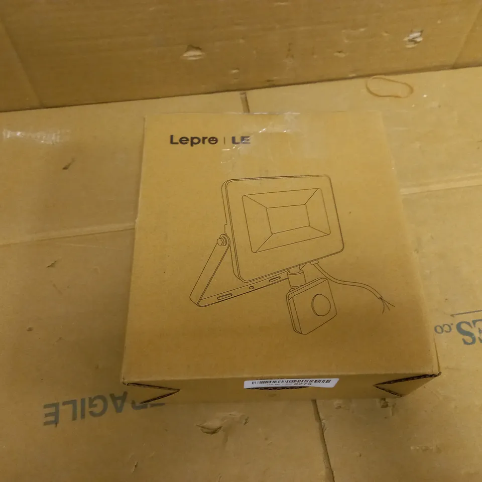 LEPRO LE 