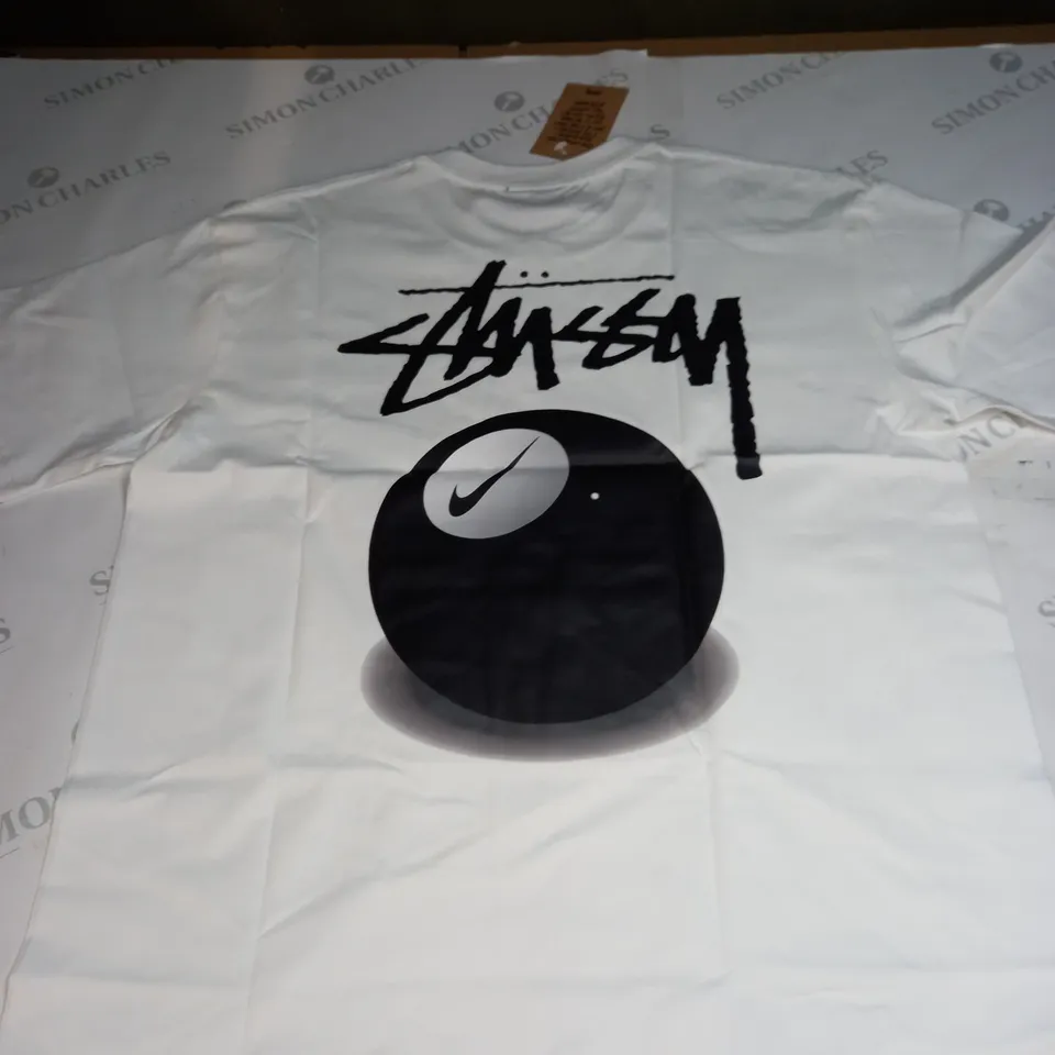 NIKE X STUSSY 8 BALL T-SHIRT SIZE M