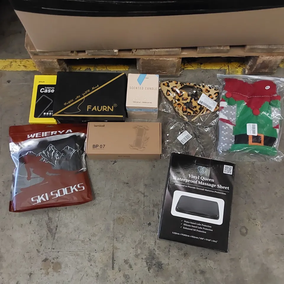 PALLET OF ASSORTED ITEMS INCLUDING: GIRLS SHOES, MASSAGE SHEET, PHONE CASE, SKI SOCKS, HALLOWEEN COSTUME, DOG JUMPER, SCENTED CANDLE, PHONE MOUNT