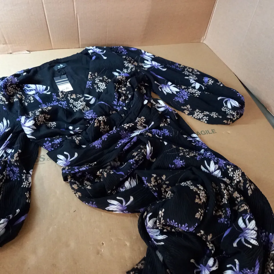 WALLIS FLORAL PLISSE WRAP MIDI DRESS - 14