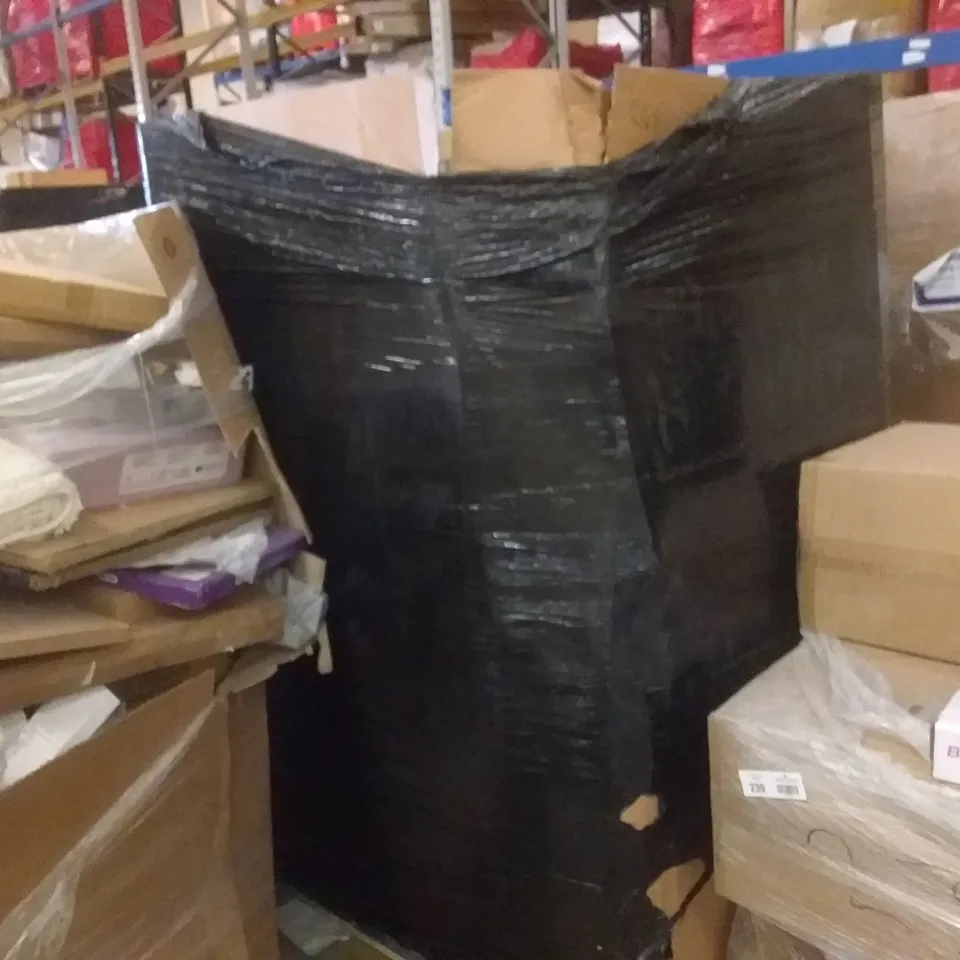 PALLET OF ASSORTED ITEMS INCLUDING BEDSURE COMPFY PET BED XL, KINGDOM BALL LAUNCHER, CHICCO BABY STROLLER, JOY@TOY HAPPY NIPPERS, PHILLIPS MASTER TURBO FLUORESCENT, PROTECTIONRACKET 