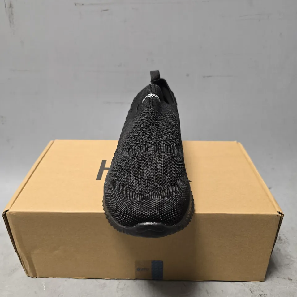 BOXED HKR BLACK SLIP ON WOMENS SHOES - UK 5 