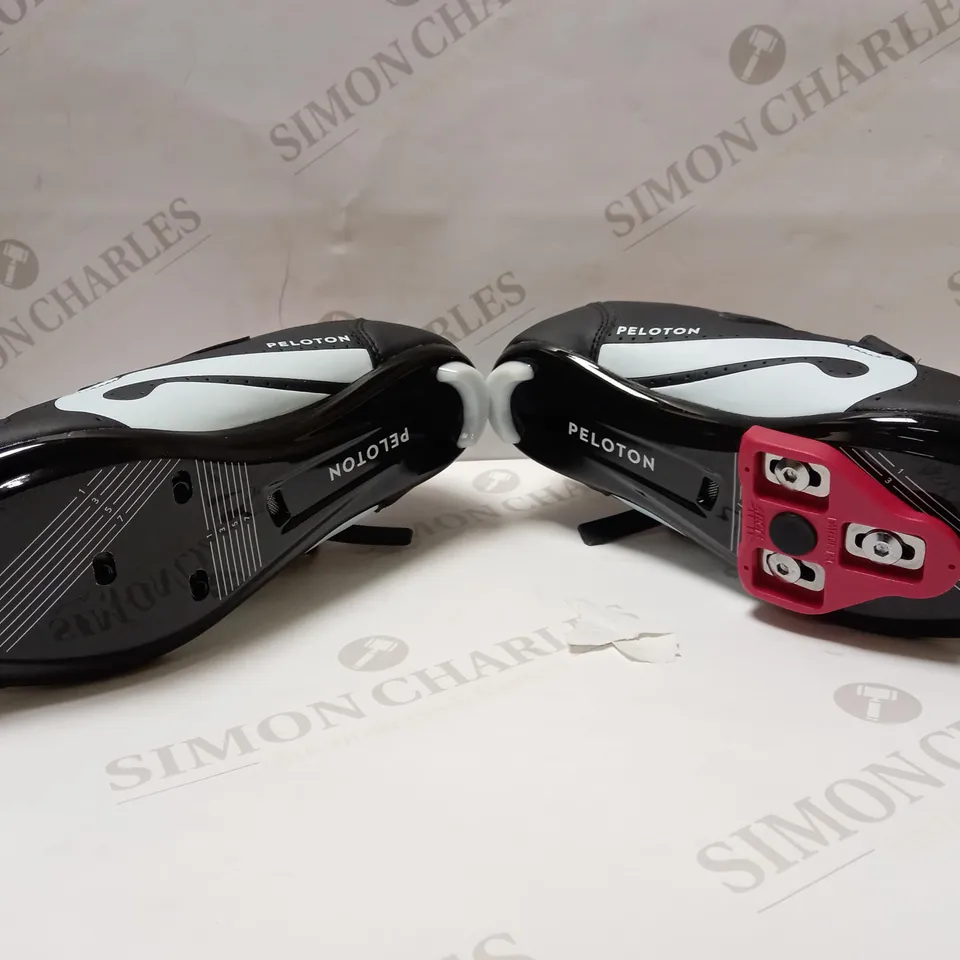 PELOTON CYCLING SHOES SIZE 6