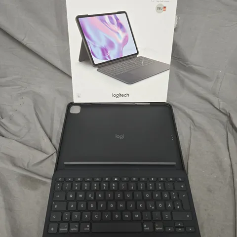 BOXED LOGITECH COMBO TOUCH IPAD PRO 13" KEYBOARD - GERMAN LAYOUT 