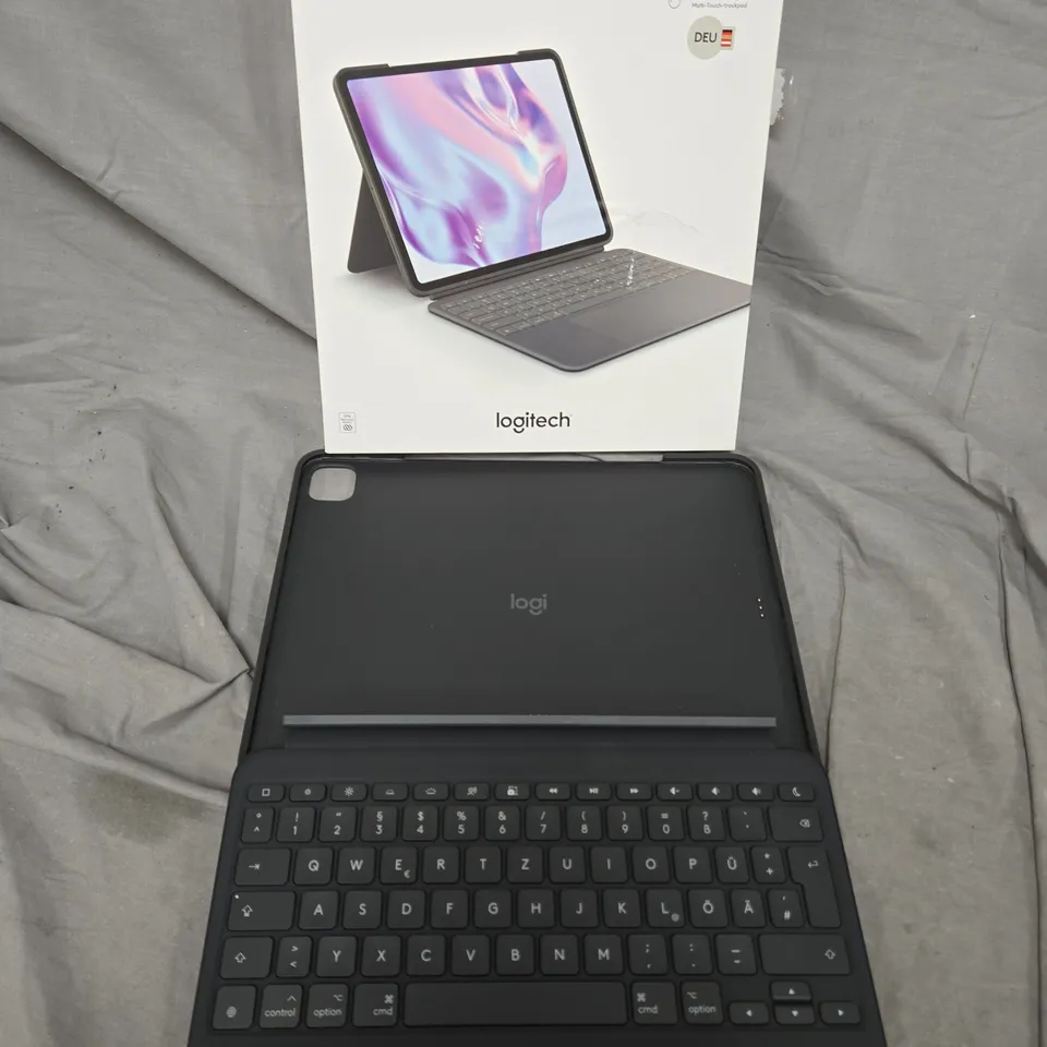BOXED LOGITECH COMBO TOUCH IPAD PRO 13" KEYBOARD - GERMAN LAYOUT 