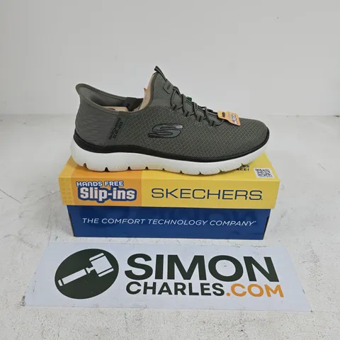 BOXED PAIR OF SKECHERS SUMMITS HIGH RANGE TRAINERS IN OLIVE -- 9.5