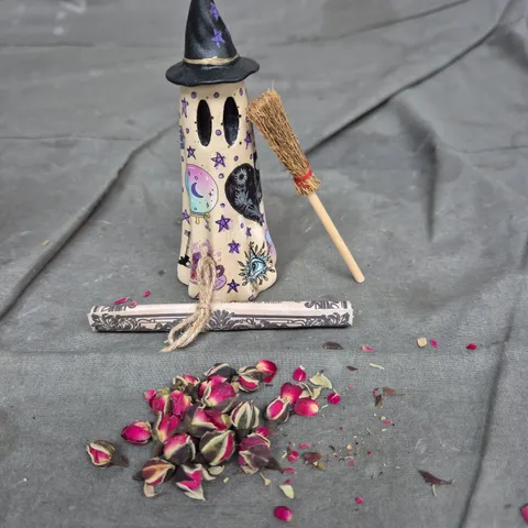 SPOOKZ GHOST MAKERS OF OLDHAM β HANDMADE HALLOWEEN ORNAMENT, BOXED