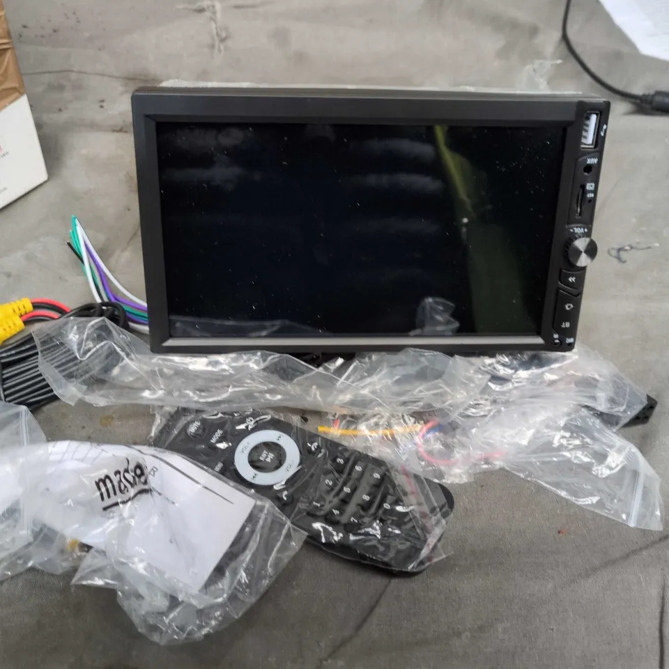 Car stereo head unit with 7" touchscreen, remote & wiring harness