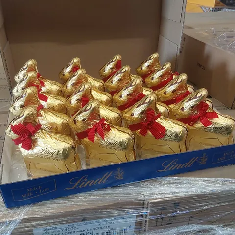 PALLET TO CONTAIN APPROX 12 BOXES OF LINDT MILK CHOCOLATE REINDEERS - 16 CHOCOLATE REINDEERS PER BOX // BEST BEFORE: 03/2025