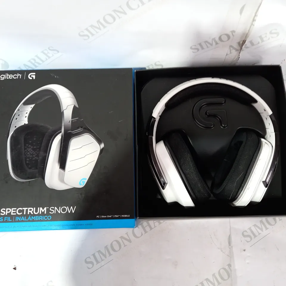 BOXED LOGITECH G933 ARTEMIS SPECTRUM SNOW WIRELESS HEADSET