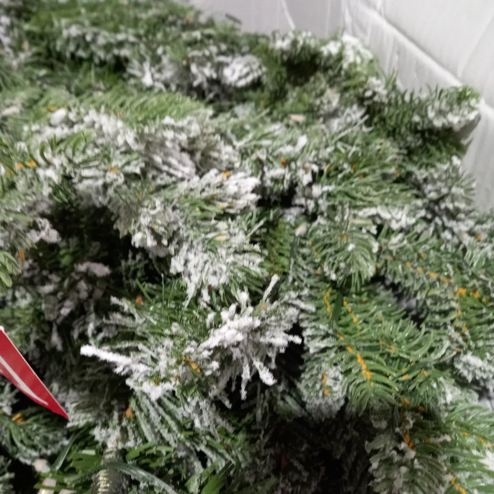 5 FOOT SNOWKISSED PRE LIT CHRISTMAS TREE - COLLECTION ONLY 