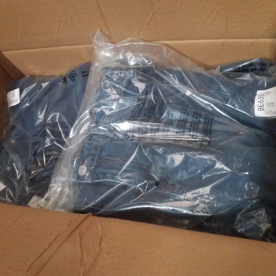 BOX CONTAINING APPROXIMATELY 16 BRAND NEW SIMPLY BE BLUE REGULAR SLEEVELESS DENIM GILETS - SIZE 14R