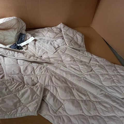 STRADIVARIUS QUILTED COAT IN CREAM - M