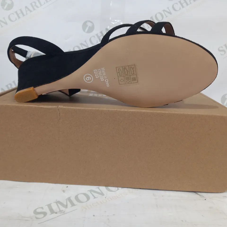 BOXED PAIR OF GOOD FOR THE SOLE WEDGE SANDALS IN BLACK SIZE 6