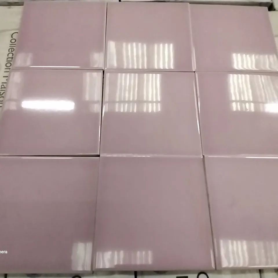PALLET OF APPROXIMATELY 90 PACKS OF 44 BRAND NEW ASTUCE BRILLIANT VIOLET FIG 6 15×15CM TILES- EACH PACK COVERS APPROXIMATELY 1M² (TOTAL APPROX. 90M²)