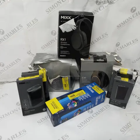 APPROXIMATELY 8 ASSORTED ITEMS TO INCLUDE MIXX WIRELESS HEADPHONES, POWER BANKS, AND LED COLOUR BAR