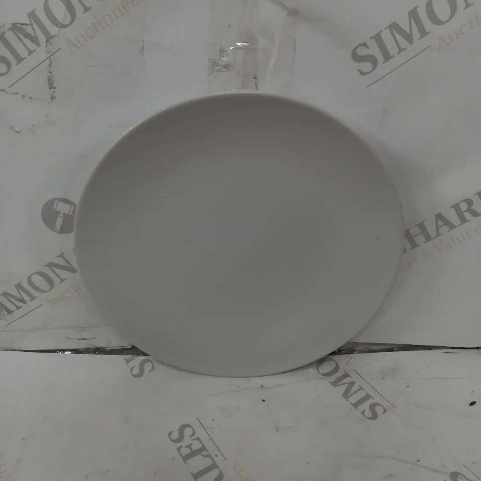 BRAND NEW BOXED 18 PIECE PORCELAIN DINNERWARE SET IN MATTE WHITE TO INCLUDE LARGE PLATES, SMALL PLATES AND BOWLS - COLLECTION ONLY