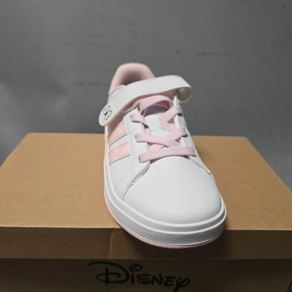 BOXED ADIDAS / DISNEY GRAND COURT MINNIE KIDS SHOE - UK 13 KIDS
