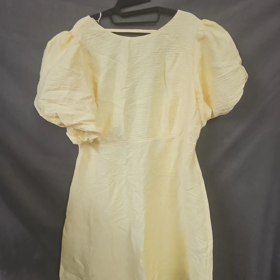 NOBODY'S CHILD PETITE CREAM-YELLOW PUFF-SLEEVE DRESS – UK 18 (EU 46, USA 14)