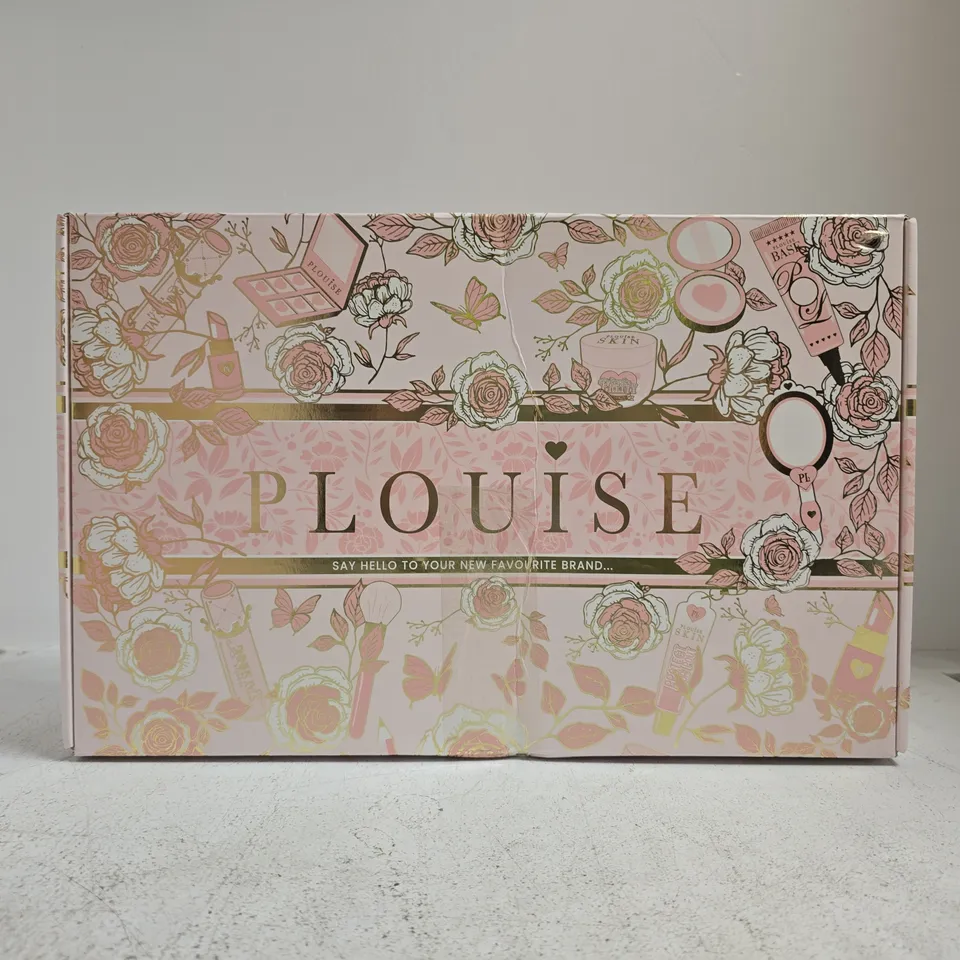 P.LOUISE MYSTERY COSMETIC BOX SET