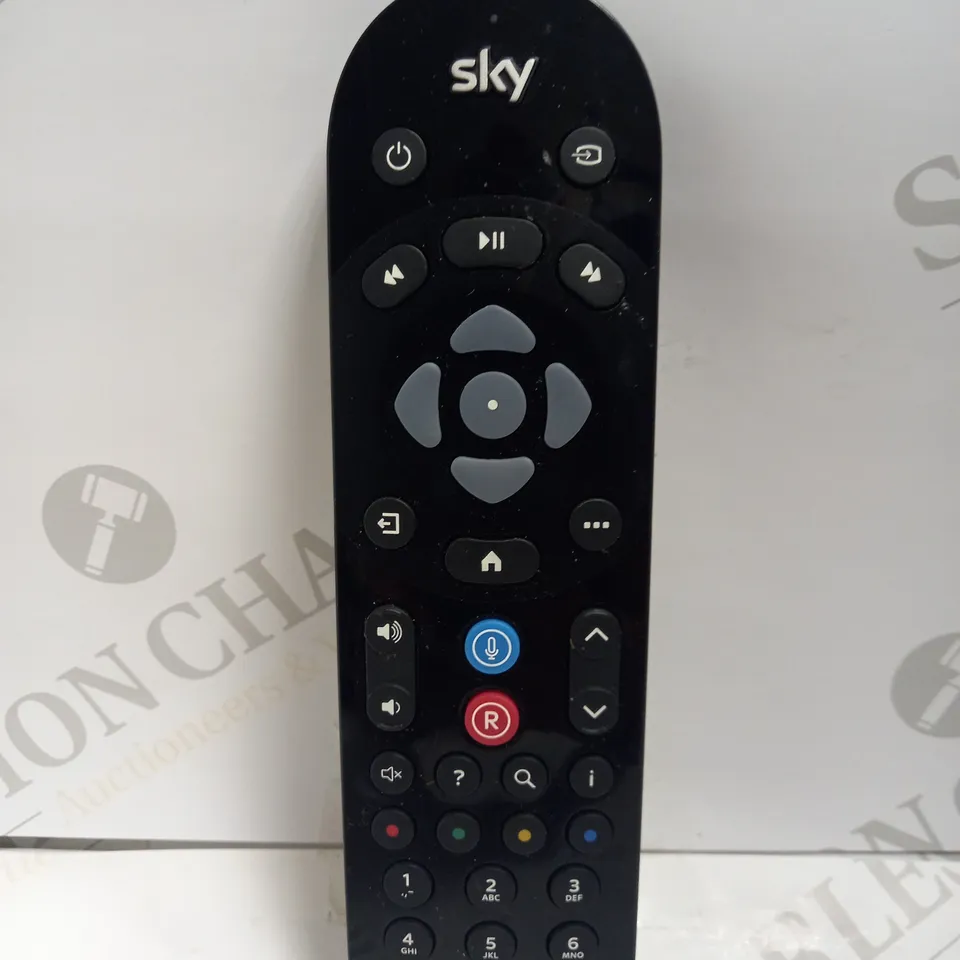 SKY Q REMOTE - BLACK EC202