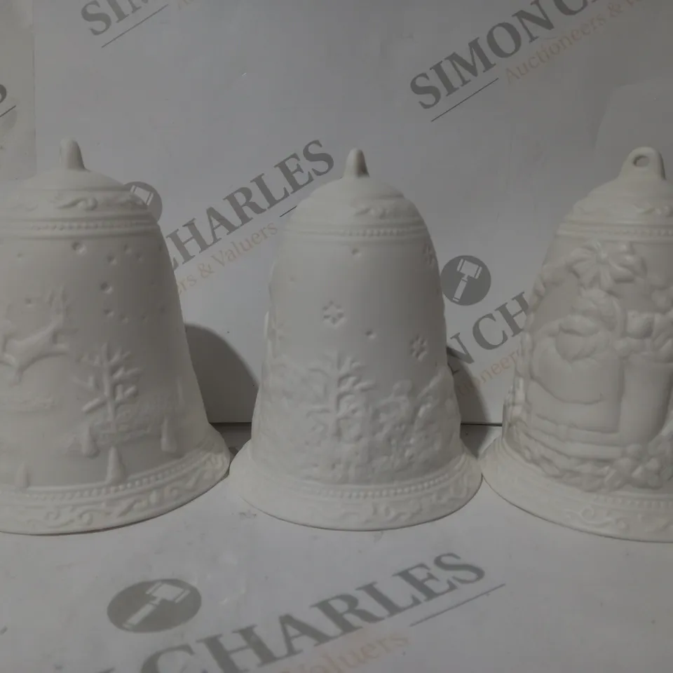 BOXED HOME REFLECTIONS 3 PROCELAIN BELLS