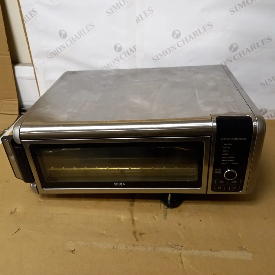 NINJA FOODI MINI OVEN 8-IN-1 FLIP MINI OVEN