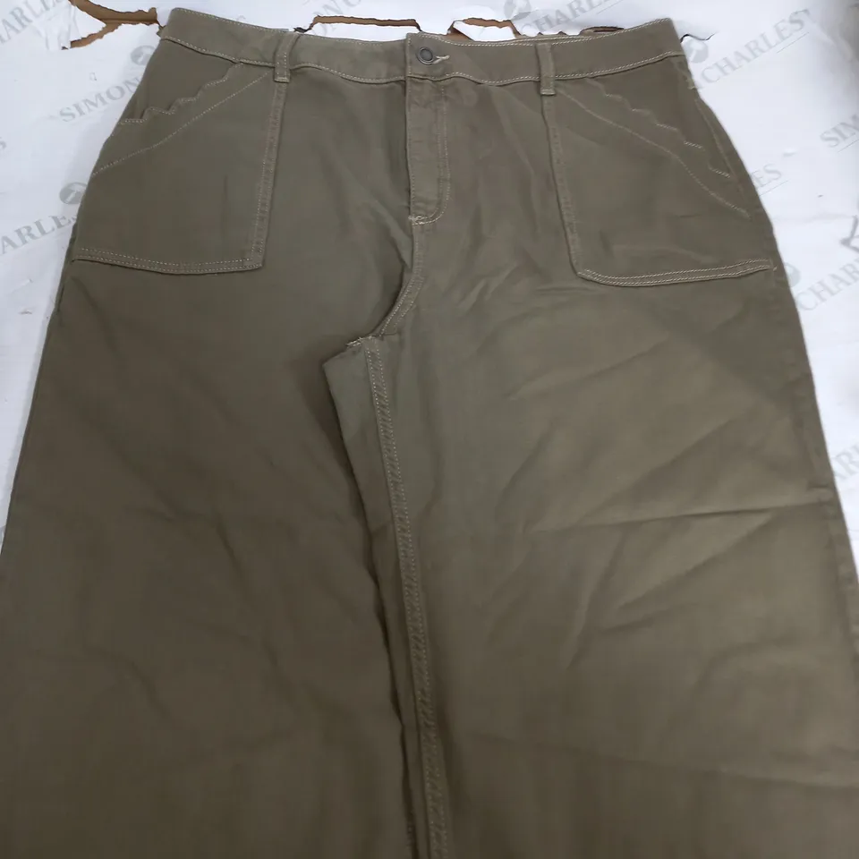 OLIVER BONAS KHAKI STITCH FULL LENGTH SCALLOP POCKET JEANS - SIZE 16