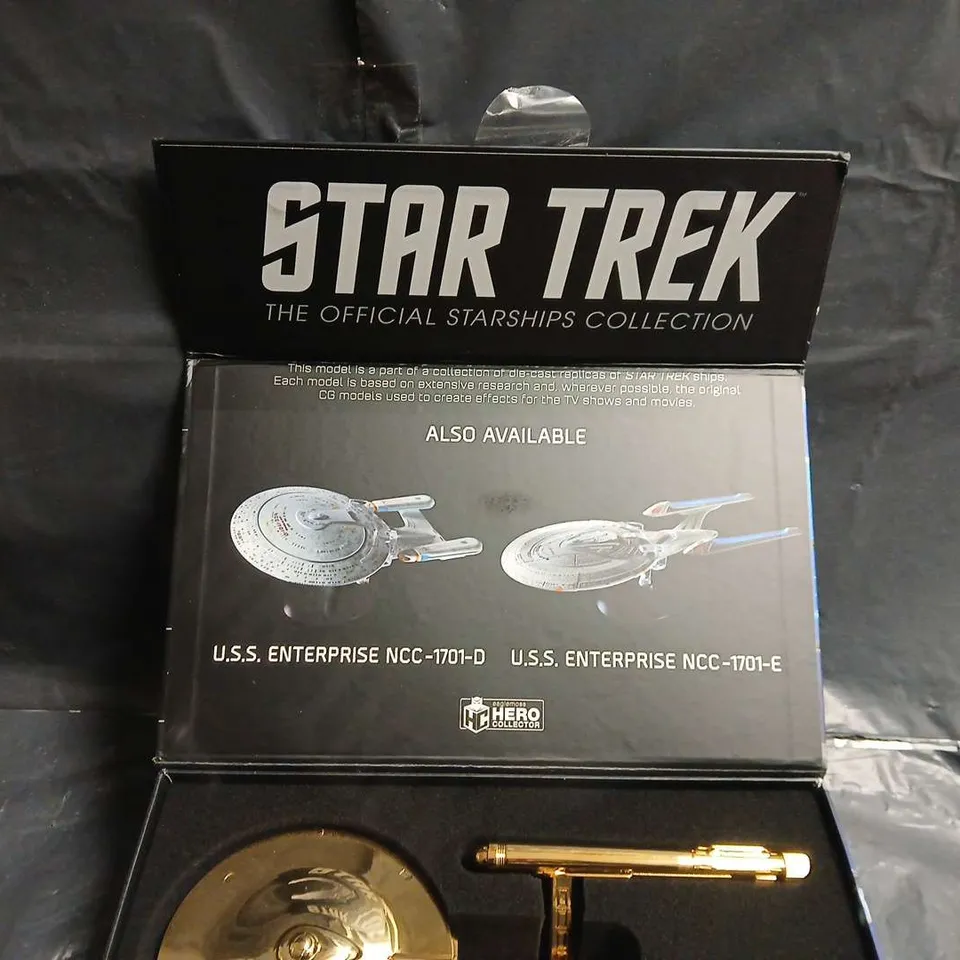 STAR TREK NCC-1701-D GOLD U.S.S. ENTERPRISE – THE OFFICIAL STARSHIPS COLLECTION (HERO COLLECTOR)