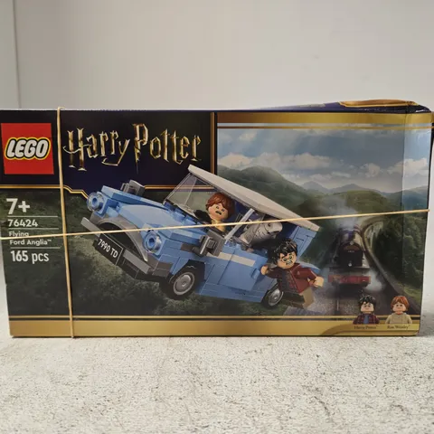 LEGO HARRY POTTER FLYING FORD ANGLIA 76424