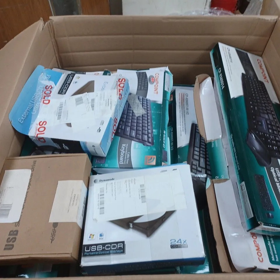APPROXIMATELY 20 ASSORTED ELECTRICAL ITEMS TO INCLUDE EXTERNAL USB CD ROMS AND WIRELESS KEYBOARDS