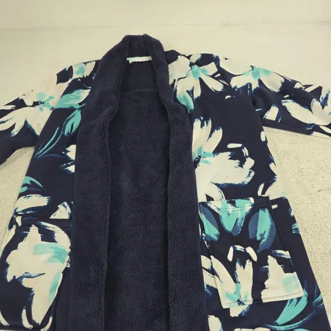 CAROLE HOCHMAN WOMEN'S HACCI BONDED SHERPA CARDIGAN – NAVY FLORAL, SIZE S