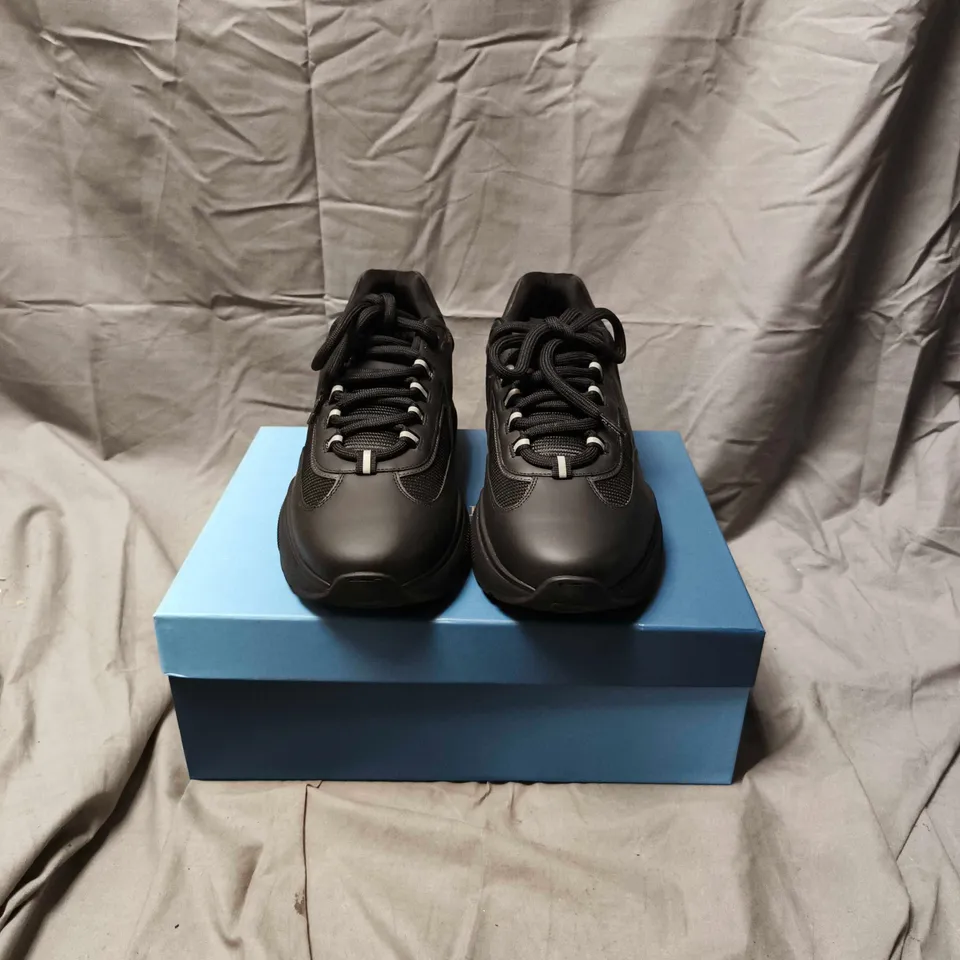 BOXED PAIR OF MENS BLACK CLEEN'S - SIZE 12.5