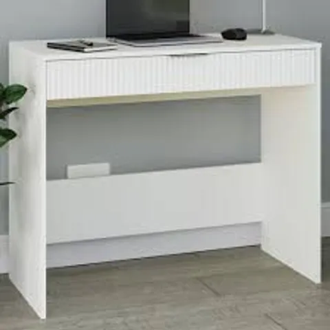 BOXED GFW RANKIN SINGLE DRAWER WHITE DRESSING TABLE (1 BOX)