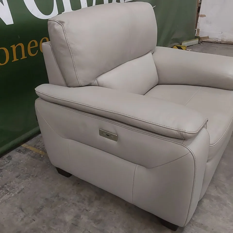 QUALITY DESIGNER ITALIAN MADE GRADO LEATHER UPHOLSTERED ELECTRIC RECLINER CHAIR