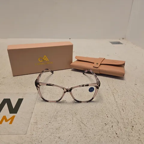 CATMONROE BLUE LIGHT FILTERING +2.50 GLASSES IN CASE