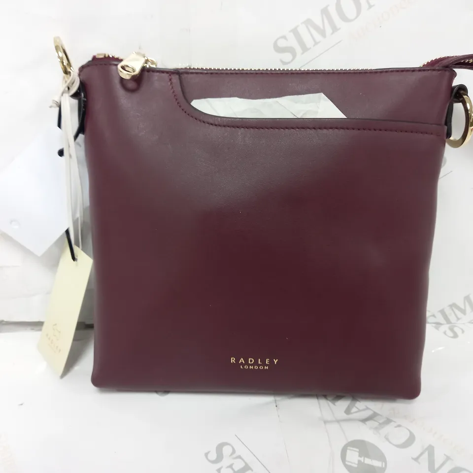 RADLEY LONDON 2.0 SMALL ZIP BAG - MAROON