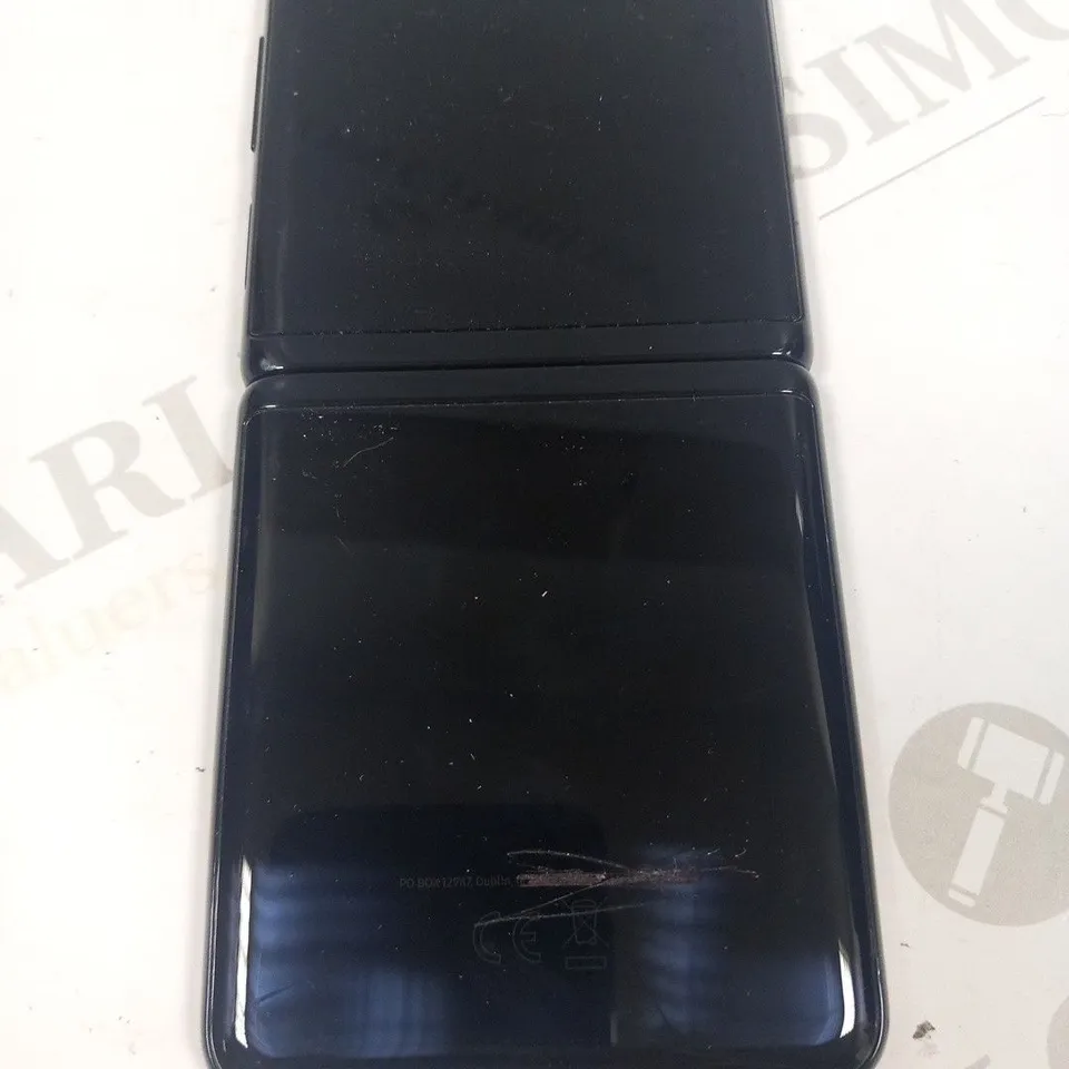SAMSUNG GALAXY Z FLIP MOBILE PHONE