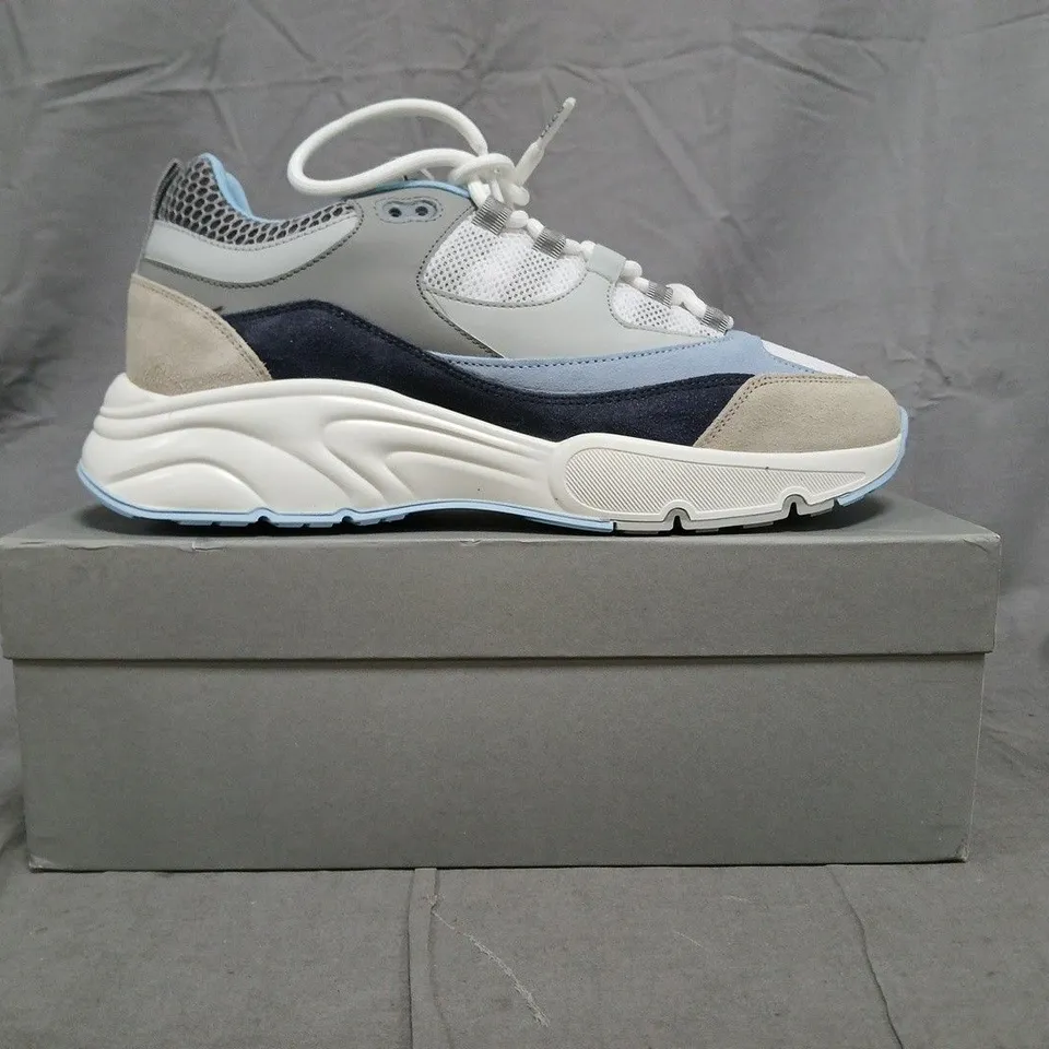 BOXED PAIR OF CLEENS AERO RUNNER TRAINERS IN DUSK SIZE UK 11