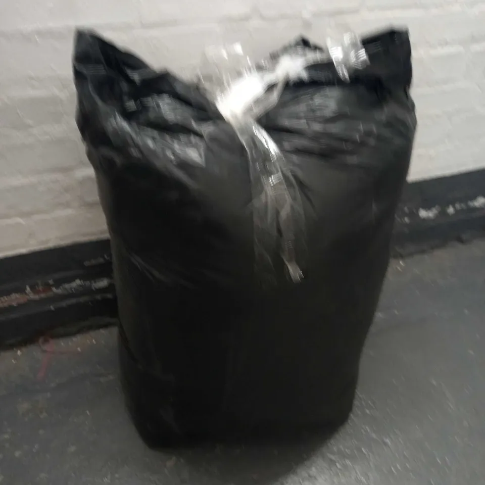 LARGE BAG OF TOY AND PILLOW FILLING - MEASURES APPROXIMATELY 70X50X40CM